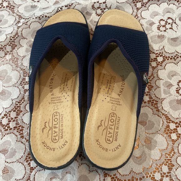 Fly Flot WOMAN'S CLOTH SLIPPER Blue-NWOT- 7.5 - Picture 3 of 6